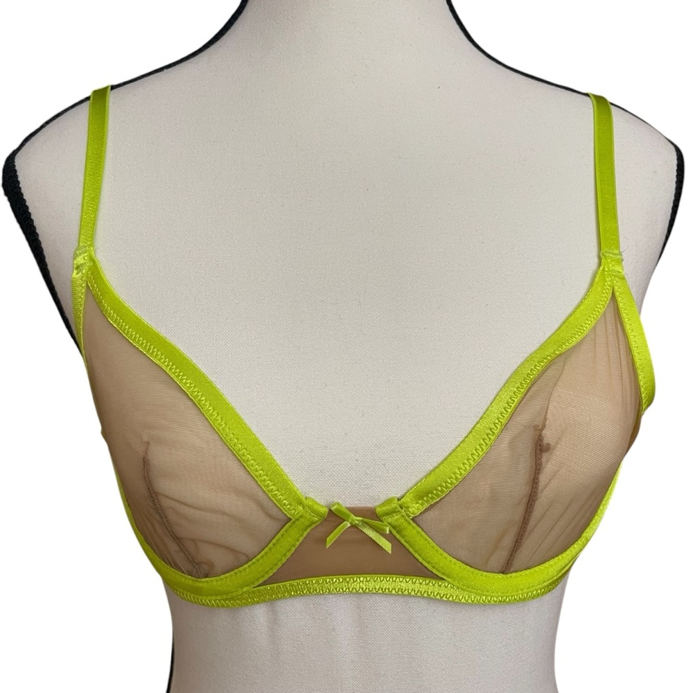 Savage Set Fenty Rihanna unlined lime green bra Sz. 32A  Matching Panties Sz. XS